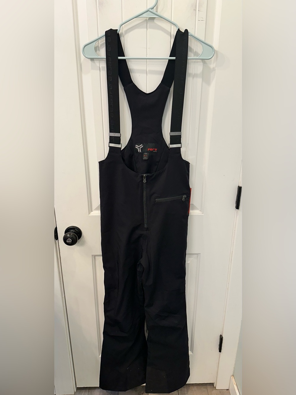 FERA Brooke Stretch Insulated Ski Bib Pants Black NWT Size 4 Regular